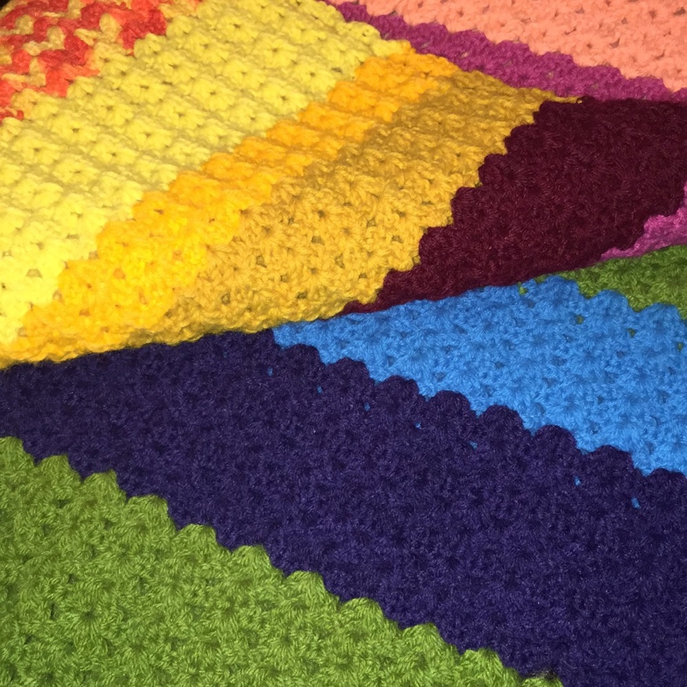 Large Super Soft Throw Blanket - Picture 3 of 4